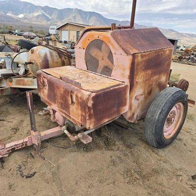 #2592 • Lindsay Air Compressor
