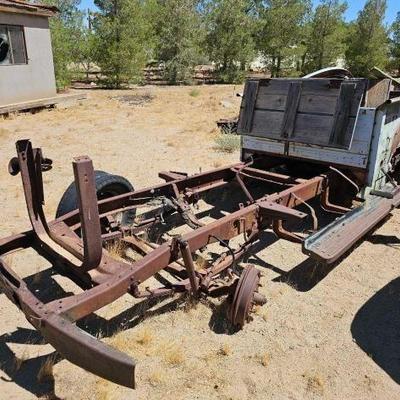 #404 • Ford Truck Frame and Bed
