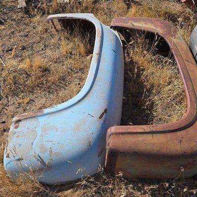 #3058 • (2) Fenders
