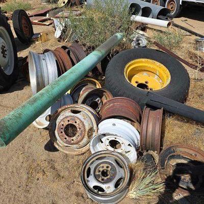 #3096 • (15) Assorted Wheels
