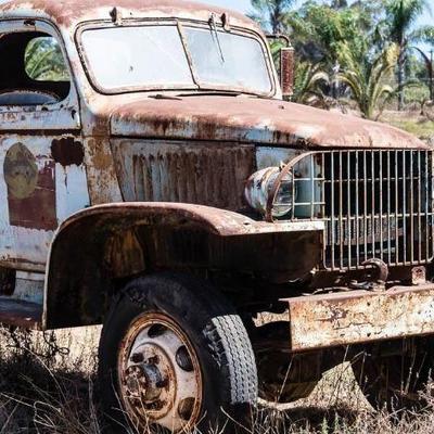 #452 • Flatbed Truck
