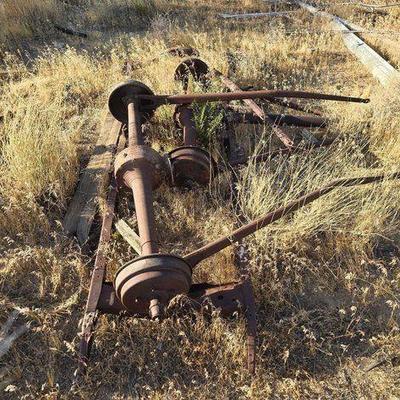 #2128 • 2 Axels and Chasis
