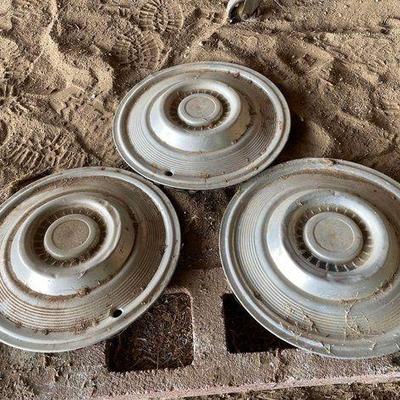 #4036 • 3 Wheel Covers
