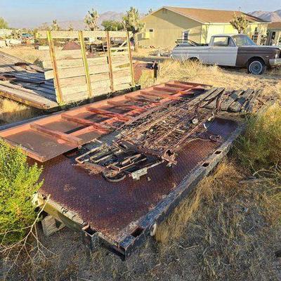#2114 • Utility Bed

