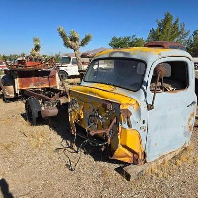 #420 • Ford F-5 Cab and Chassis with Bed
