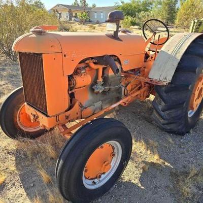 #104 • Case LA Tractor
