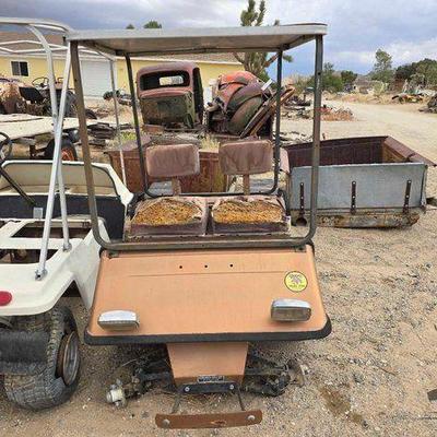 #4252 • Golf Cart
