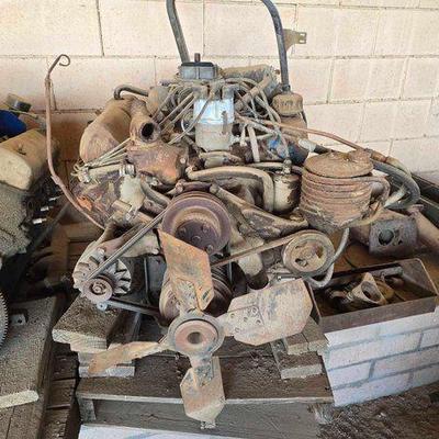 #3534 • Ford V8 Engine
