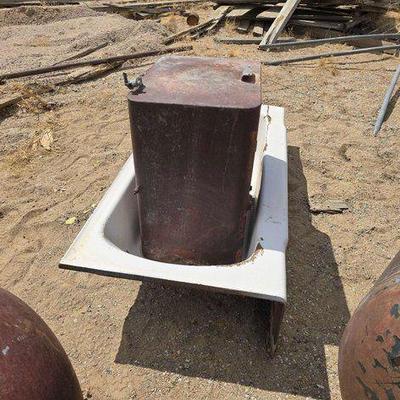 #4242 • Fuel Tank and Bath Tub
