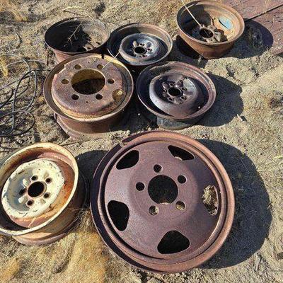 #3052 • (7) Assorted Wheels
