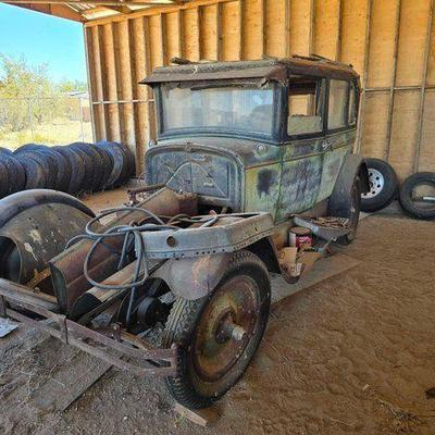 #228 • Early Model Oldsmobile
