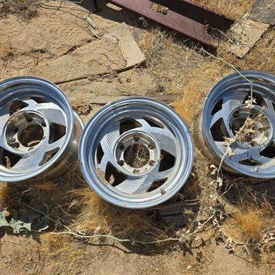 #3100 • (3) 15" 6-Lug Wheels
