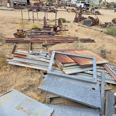 #2586 • Drilling Pipe Rack Chain and Metal
