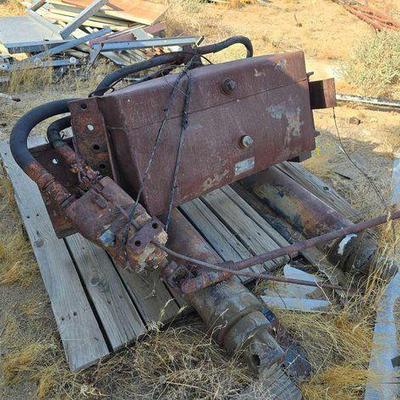 #2566 • Hydraulic Pump
