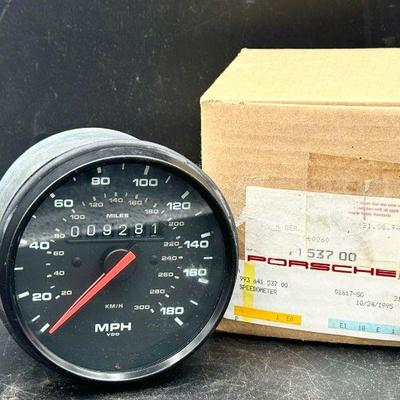 Porsche Speedometer
