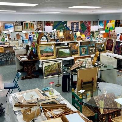 Estate sale photo