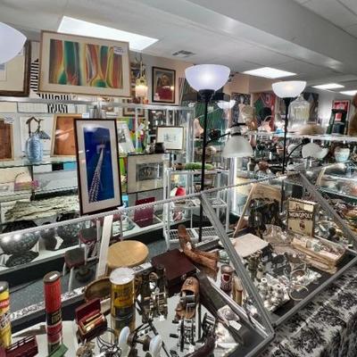 Estate sale photo
