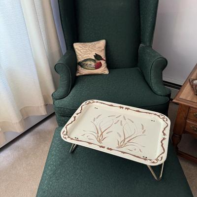 Wing chair