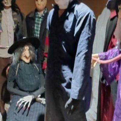 Mannequins