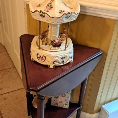 Drop Leaf table