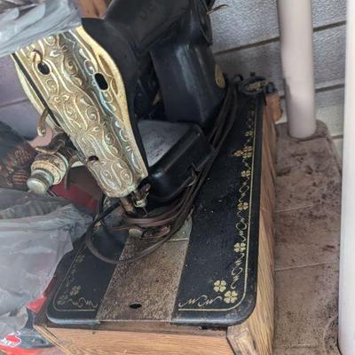 Estate sale photo
