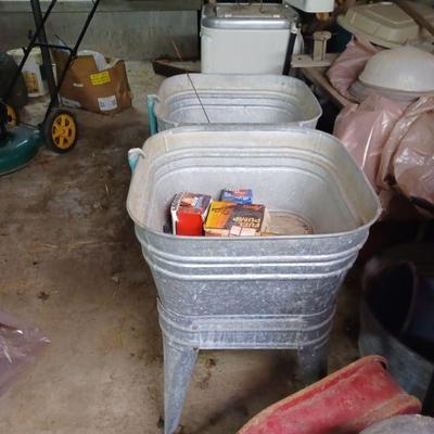 Double wash tubs on stand