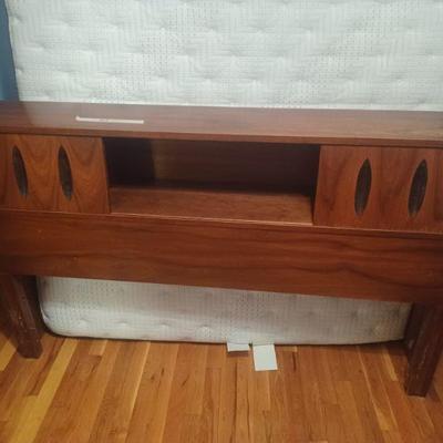 Mid century head board