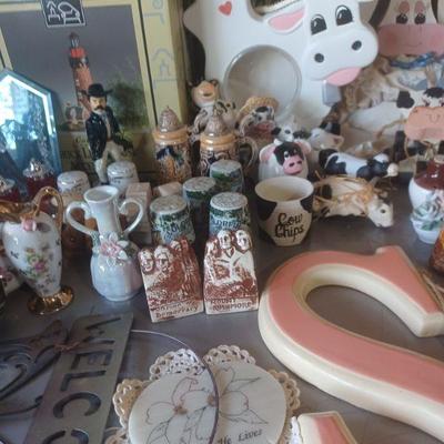 Collection of Salt/Pepper 
