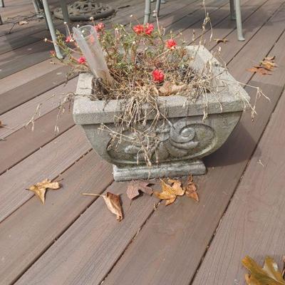 Concrete planters 