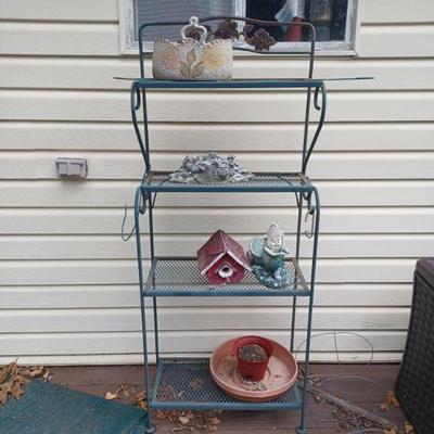 Outdoor Bakers Rack