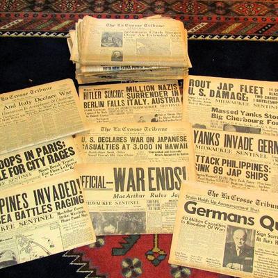 Collection WW2 Wisconsin newspapers (BID ITEM)