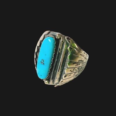LYZE224 Men’s Sterling & Turquoise Navajo Ring	Stamped "D" and Sterling on the inside ring. Size 10.5, does have a little...