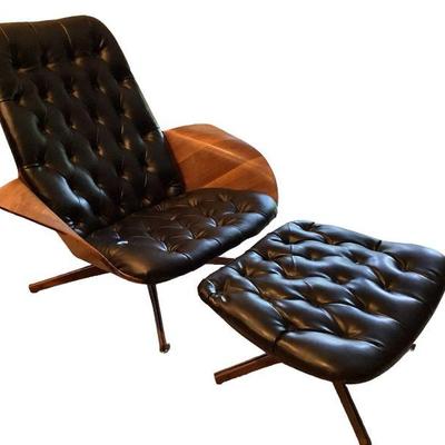 JEHA715 George Mulhauser, Mid Century “Mr Chair” Chair & Ottoman	Designed by George Mulhauser for Plycraft in 1960. Made from steel...