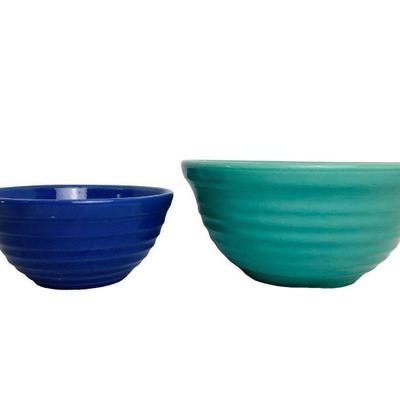 DEJE605 Vintage Bauer Pottery Bowls	This lot includes vintage Bauer pottery mixing bowls, #24(7 inch)blue ring wear bowl, and a...