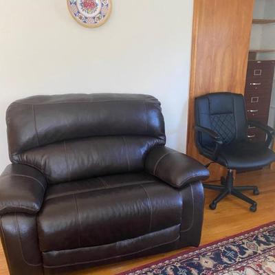 Estate Sales By Olga in Martinsville, NJ