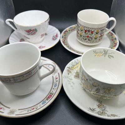 (4) Teacups & Saucers ft. John Edward Thistle Porcelaine de Terre

