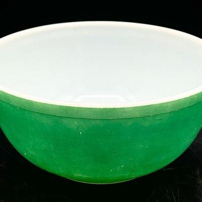 Pyrex Green 403 Nesting Bowl
