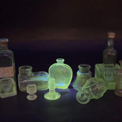 Mixed Antique UV Reactive Glass
