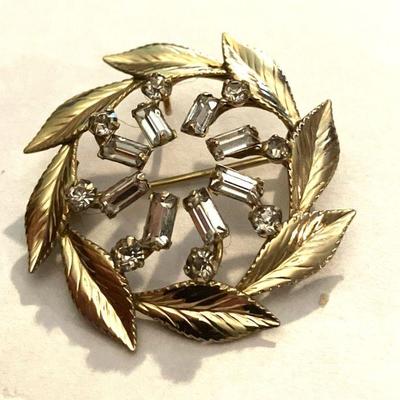 Fabulous 1/20th 12K Gold Pin
