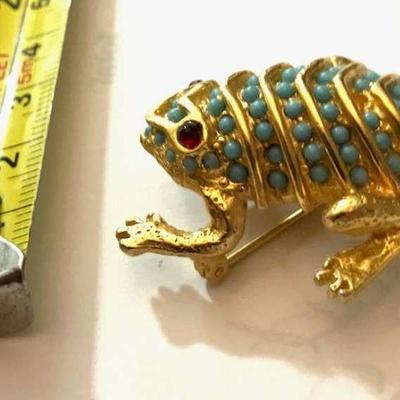 Fabulous FROG PIN

