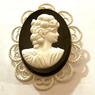 Vintage Plastic Cameo
