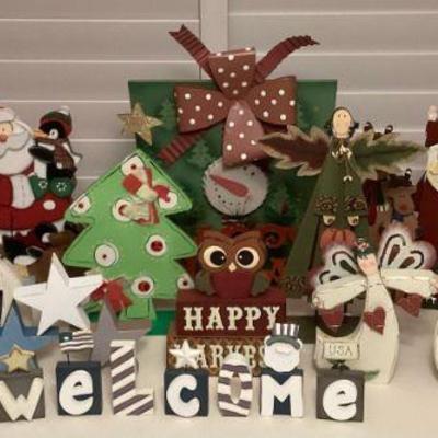 MMB118 Wooden Christmas, Fall & 4th Of July Decor
