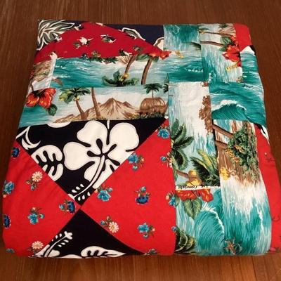 MMB029 Large Hawaiian Patchwork Quilt Blanket 
