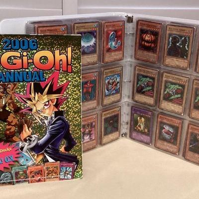 MMB055 Binder Of Over 650 Yu-Gi-Oh! Trading Cards & Annual
