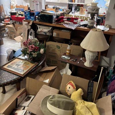 Estate sale photo