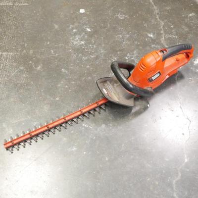 Black & Deckker 22-inch Electric Hedge Trimmer