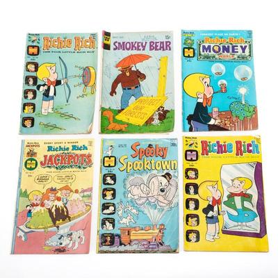 Harvey and Whitman Comics Lot: Richie Rich, Smokey Bear