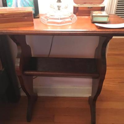 magazine table $24
22 X 12 X 24"