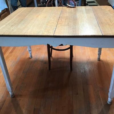 table $69
32 X 44 X 30"