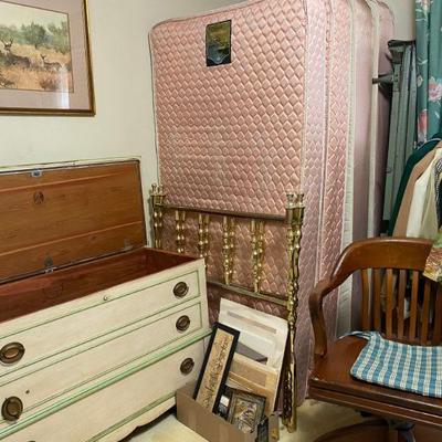 Twin Bed Sets with Brass head boards